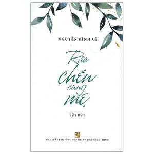 rửa chén cùng mẹ